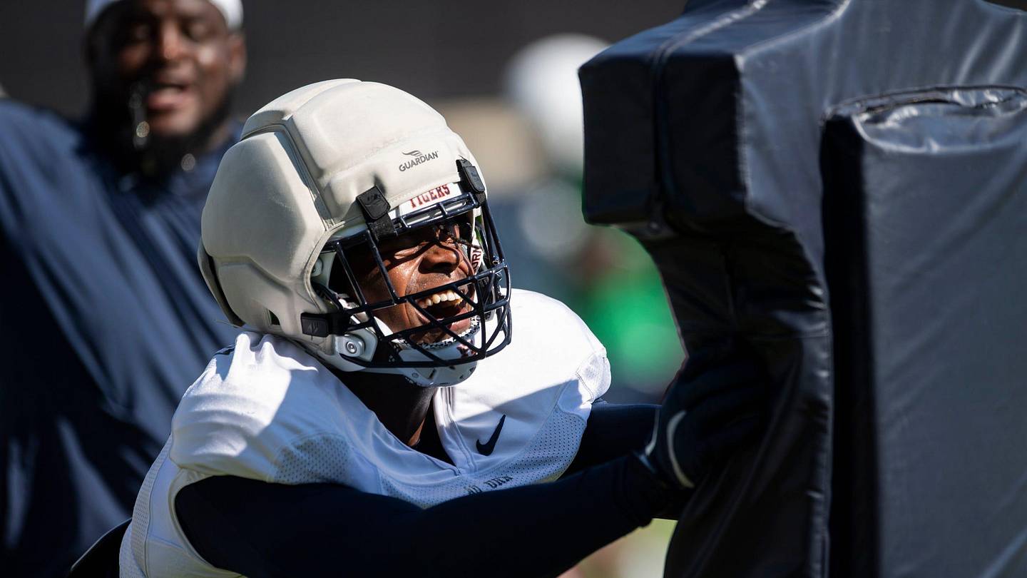 Amaris Williams makes Georgia a promise after suffering season-ending injury