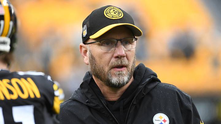Oct 29, 2023; Pittsburgh, Pennsylvania, USA;  Pittsburgh Steelers offensive coordinator Matt Canada before playing the Jacksonville Jaguars at Acrisure Stadium. Mandatory Credit: Philip G. Pavely-Imagn Images