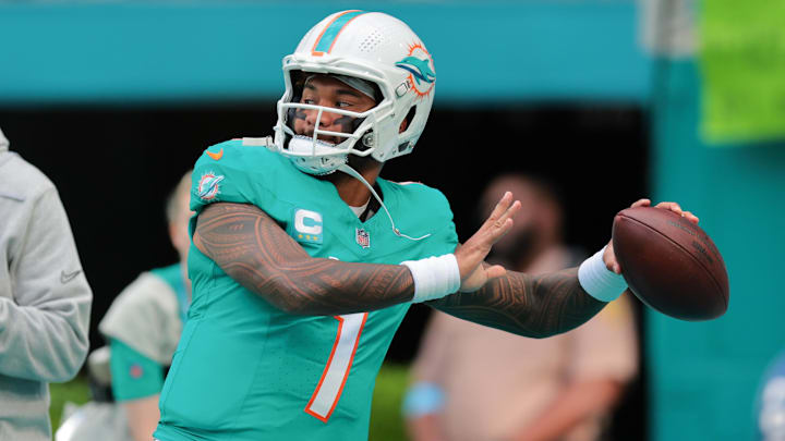 Miami Dolphins quarterback Tua Tagovailoa (1) throws the football before the game against the San Francisco 49ers at Hard Rock Stadium. 