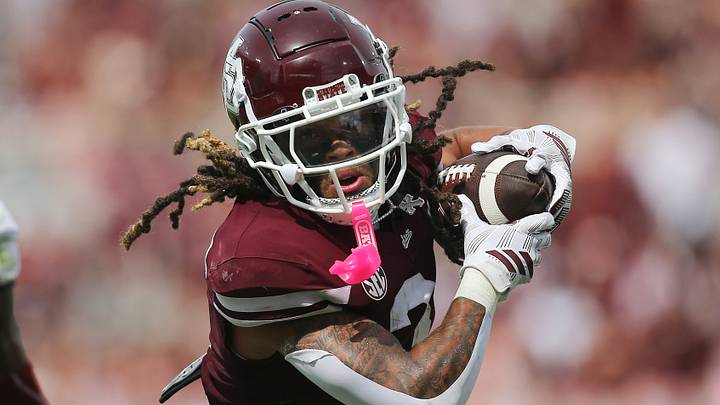 Mississippi State Bulldogs wide receiver Anthony Evans III (3) runs against the Alabama Crimson Tide during the second half at Davis Wade Stadium at Scott Field. 