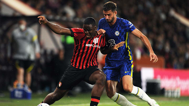 Blues tentam se virar sem muitas opções ofensivas 