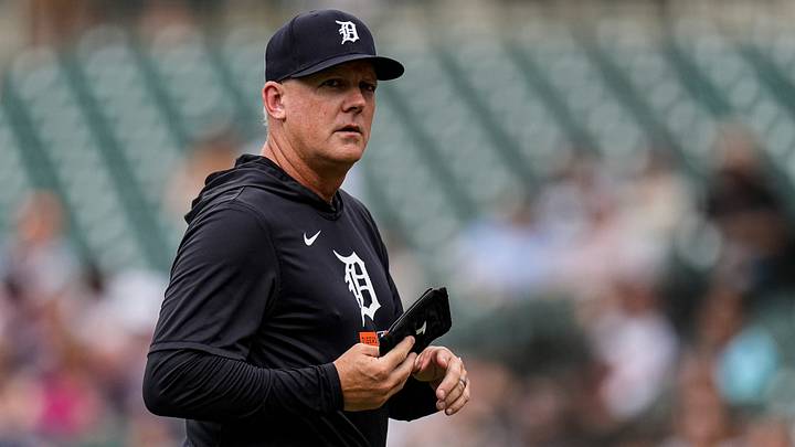 Detroit Tigers manager A.J. Hinch walks off the field after a pitching change. Credit Detroit Tigers manager A.J. Hinch walks off the field after a pitching change. Credit