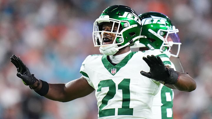 New York Jets cornerback Brandon Stephens (21) reacts after a play against the Miami Dolphins during the first half at Hard Rock Stadium. New York Jets cornerback Brandon Stephens (21) reacts after a play against the Miami Dolphins during the first half at Hard Rock Stadium.