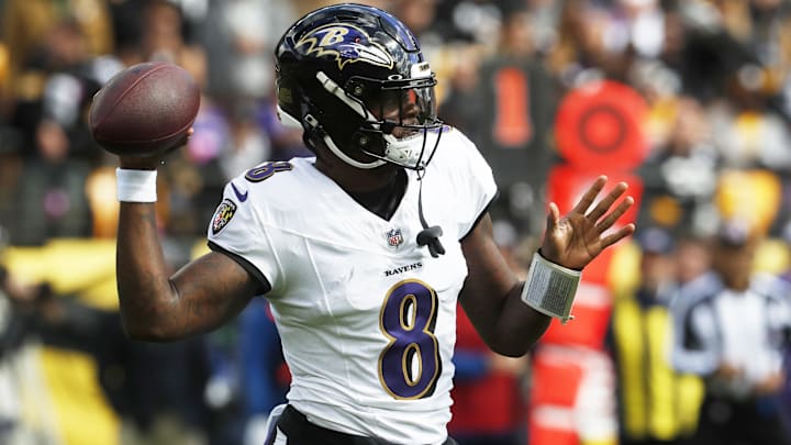 Baltimore Ravens quarterback Lamar Jackson (8) passes.