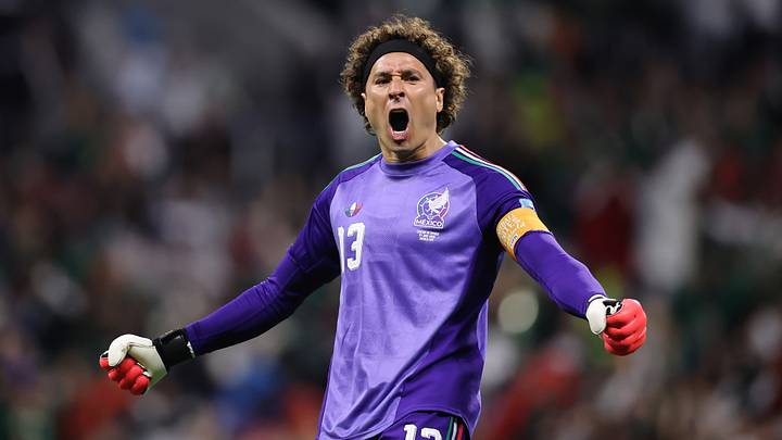Guillermo Ochoa jugó su cuarto Mundial de los seis a los que fue convocado Guillermo Ochoa jugó su cuarto Mundial de los seis a los que fue convocado