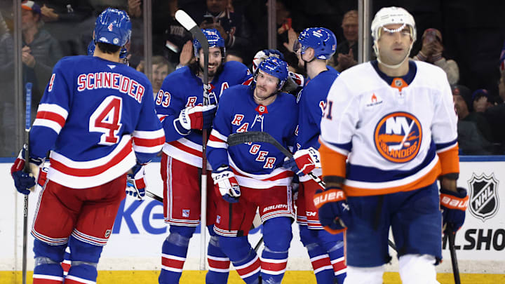 New York Islanders v New York Rangers