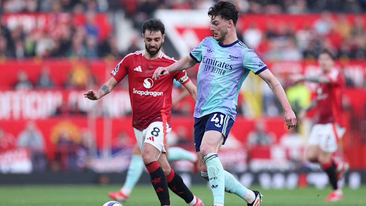 Clássico inglês foi bastante movimentado Clássico inglês foi bastante movimentado