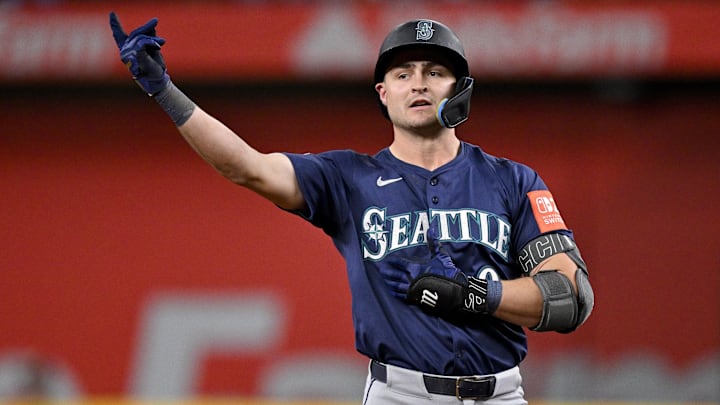Seattle Mariners third baseman Ben Williamson points to the dugout during a game against the Texas Rangers on May 2 at Globe Life Field. Seattle Mariners third baseman Ben Williamson points to the dugout during a game against the Texas Rangers on May 2 at Globe Life Field.
