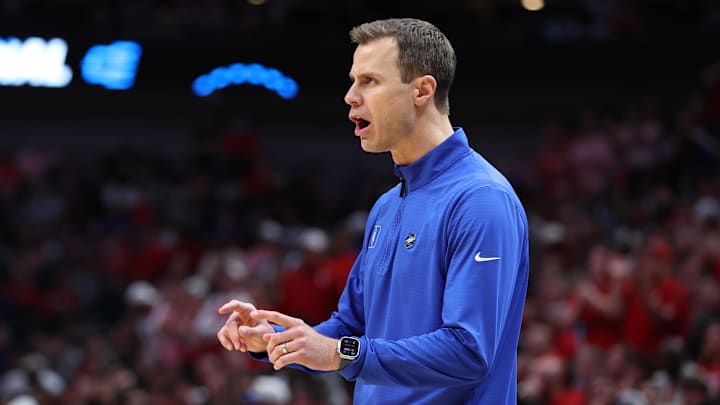 Duke basketball head coach Jon Scheyer