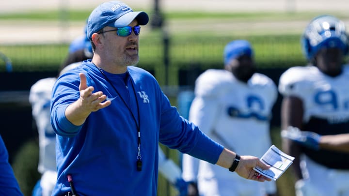 13. (tie) Brad White, Kentucky defensive coordinator, $1,750,000