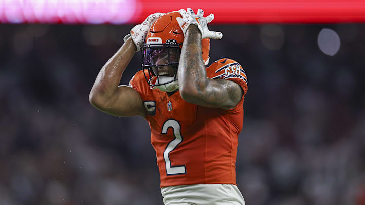 Sep 15, 2024; Houston, Texas, USA; Chicago Bears wide receiver DJ Moore (2) reacts after a play during the fourth quarter against the Houston Texans at NRG Stadium. Mandatory Credit: Troy Taormina-Imagn Images Sep 15, 2024; Houston, Texas, USA; Chicago Bears wide receiver DJ Moore (2) reacts after a play during the fourth quarter against the Houston Texans at NRG Stadium. Mandatory Credit: Troy Taormina-Imagn Images