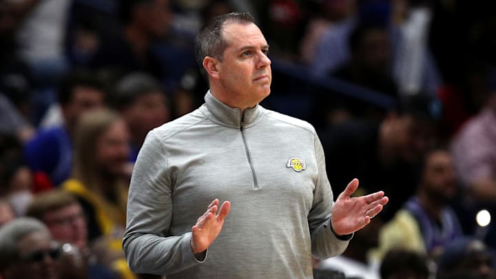Frank Vogel no seguiría en Lakers