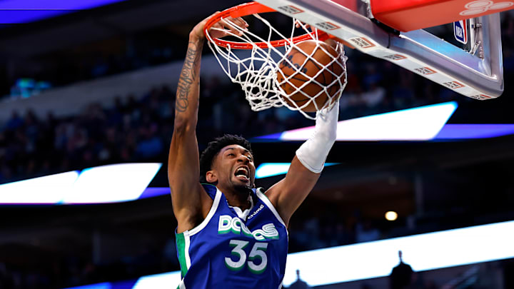Sacramento Kings v Dallas Mavericks