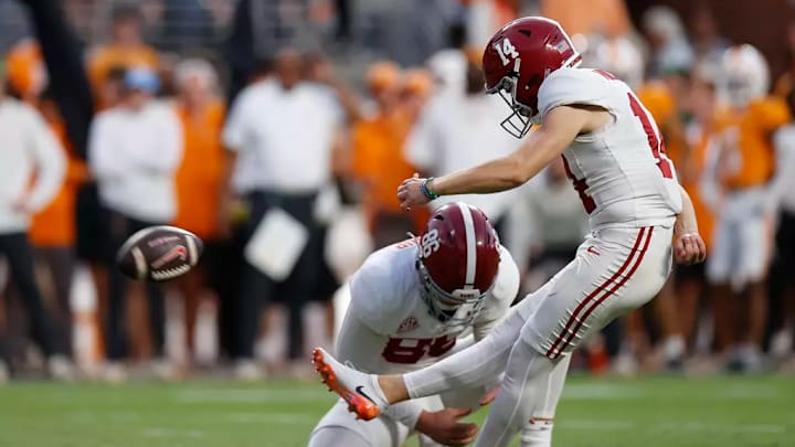 Alabama Kicker Graham Nicholson (14) kicks a field goal against Tennessee at Neyland Stadium in Knoxville, TN on Saturday, Oct 19, 2024.