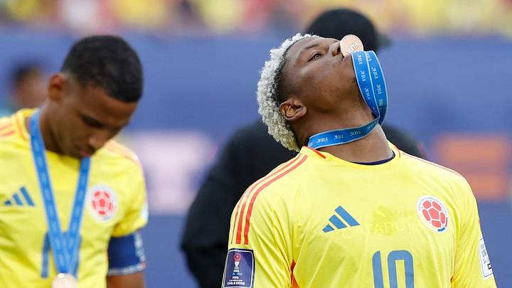 Los colombianos celebran su tercer lugar en el Mundial Sub-20 Los colombianos celebran su tercer lugar en el Mundial Sub-20