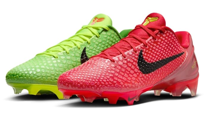 The Nike Vapor Edge Kobe 6 in the "Mismatch" colorway. The Nike Vapor Edge Kobe 6 in the "Mismatch" colorway.