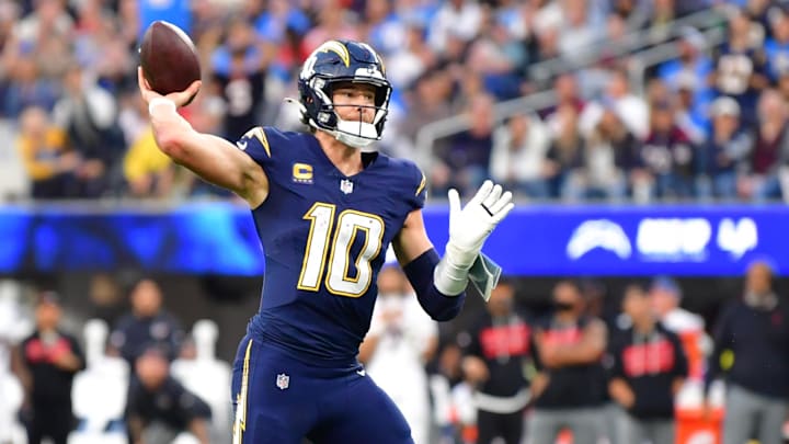 Justin Herbert and the Chargers will face the Drake Maye–led Patriots on Sunday night. 