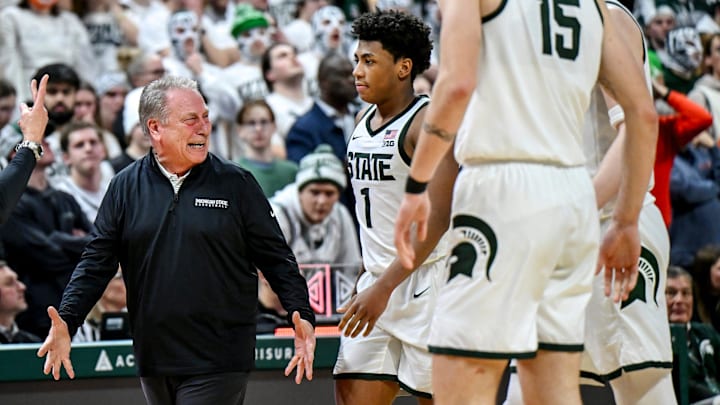 Michigan State's head coach Tom Izzo, left, talks with Jeremy Fears Jr. during the second half against Illinois on Saturday, Feb. 7, 2026, at the Breslin Center in East Lansing.