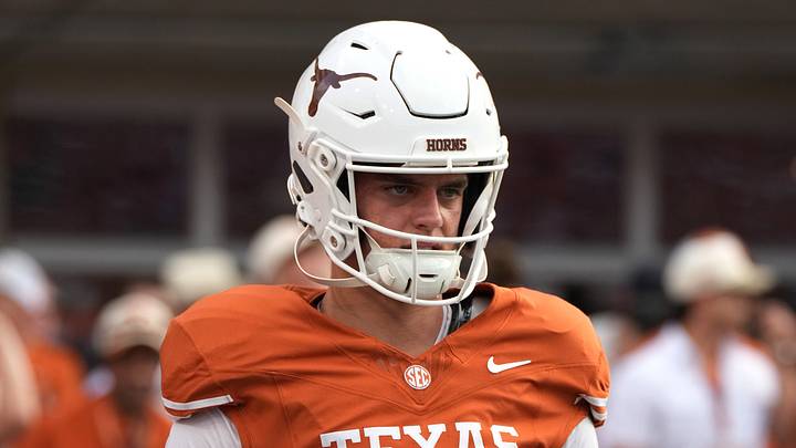 Texas Longhorns quarterback Arch Manning (16) warms up before a game against the UTSA Roadrunners at Darrell K Royal-Texas Memorial Stadium. Texas Longhorns quarterback Arch Manning (16) warms up before a game against the UTSA Roadrunners at Darrell K Royal-Texas Memorial Stadium.