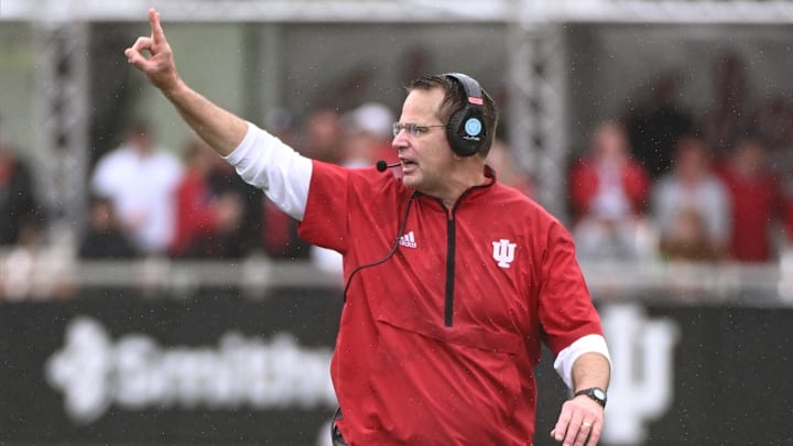 Indiana Hoosiers head coach Curt Cignetti