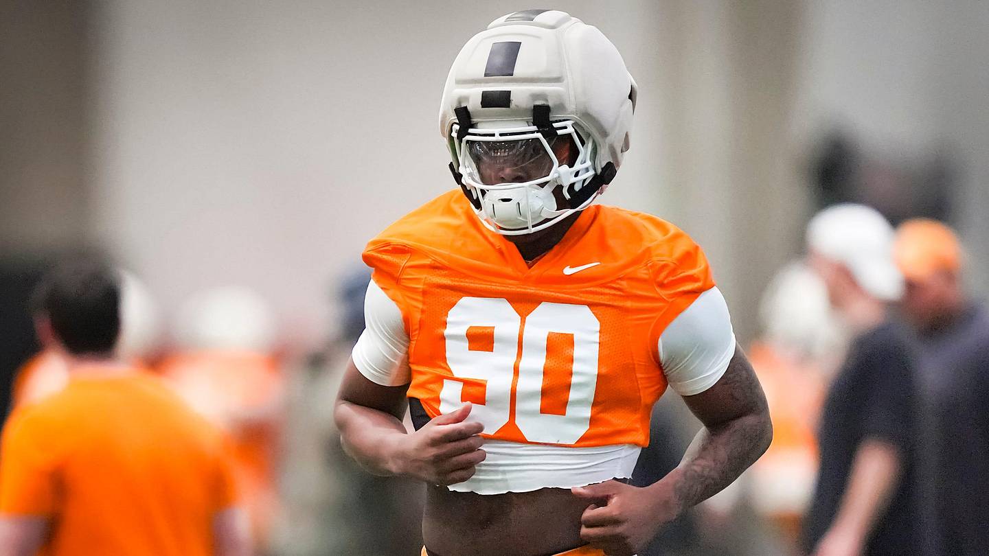 Pete Nakos all but shuts Chaz Coleman door Penn State fans hoped was open