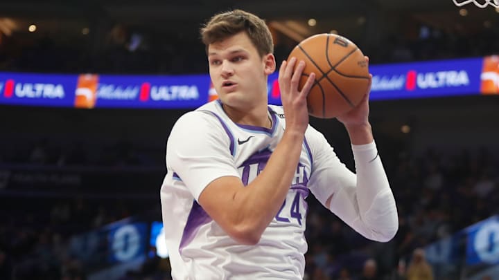 Los Angeles Clippers v Utah Jazz Los Angeles Clippers v Utah Jazz