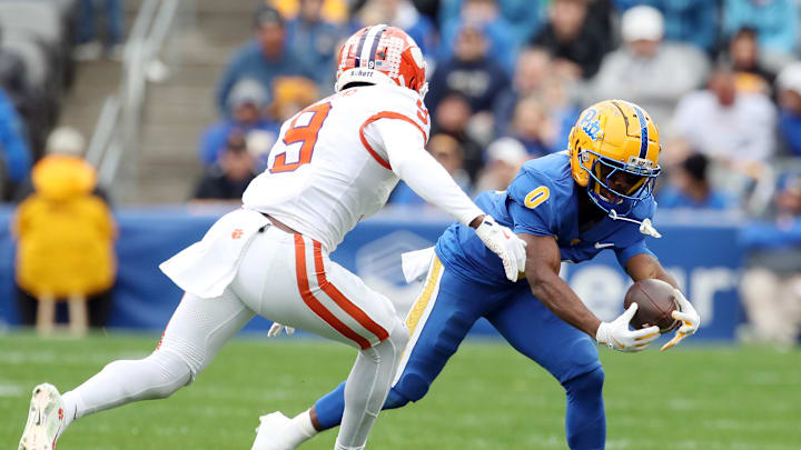 A late-round rookie seized his chance, turning limited snaps into a starting role by season’s end.