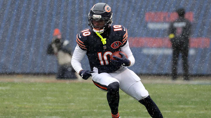 Nov 9, 2025; Chicago, Illinois, USA; Chicago Bears wide receiver Luther Burden III (10) makes a catch against the New York Giants during the second half at Soldier Field. Mandatory Credit: Mike Dinovo-Imagn Images Nov 9, 2025; Chicago, Illinois, USA; Chicago Bears wide receiver Luther Burden III (10) makes a catch against the New York Giants during the second half at Soldier Field. Mandatory Credit: Mike Dinovo-Imagn Images