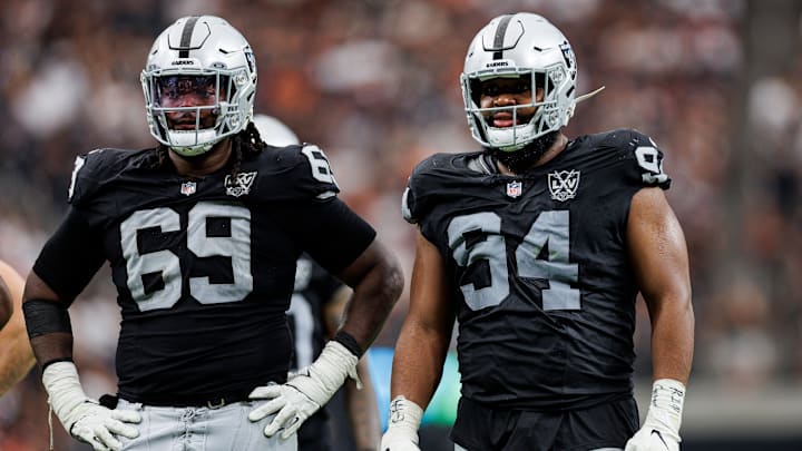Cleveland Browns v Las Vegas Raiders