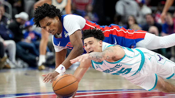 Charlotte Hornets v Detroit Pistons