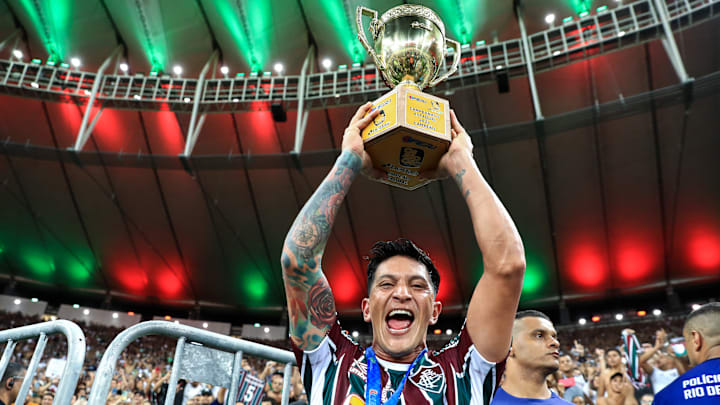 Argentino contratado neste ano marcou os três gols do tricolor nas finais do Carioca