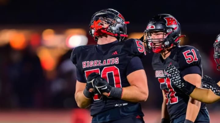 2027 defensive line prospect Carter Blattner