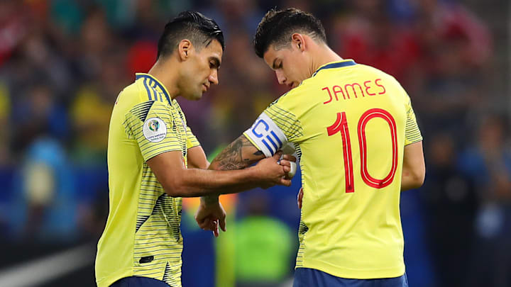 Tanto el delantero colombiano Radamel Falcao como su compatriota James Rodríguez, suenan para reforzar al América Tanto el delantero colombiano Radamel Falcao como su compatriota James Rodríguez, suenan para reforzar al América