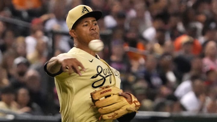 Sep 23, 2022; Phoenix, Arizona, USA; Arizona Diamondbacks third baseman Sergio Alcantara (43) throws to first base during the fifth inning against the San Francisco Giants at Chase Field. Mandatory Credit: Joe Camporeale-Imagn Images Sep 23, 2022; Phoenix, Arizona, USA; Arizona Diamondbacks third baseman Sergio Alcantara (43) throws to first base during the fifth inning against the San Francisco Giants at Chase Field. Mandatory Credit: Joe Camporeale-Imagn Images