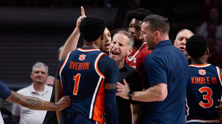 Alabama head coach Nate Oats gets into a scuffle in the first half of the game against the exhibition game against Auburn on Oct. 22, 2026. Alabama head coach Nate Oats gets into a scuffle in the first half of the game against the exhibition game against Auburn on Oct. 22, 2026.