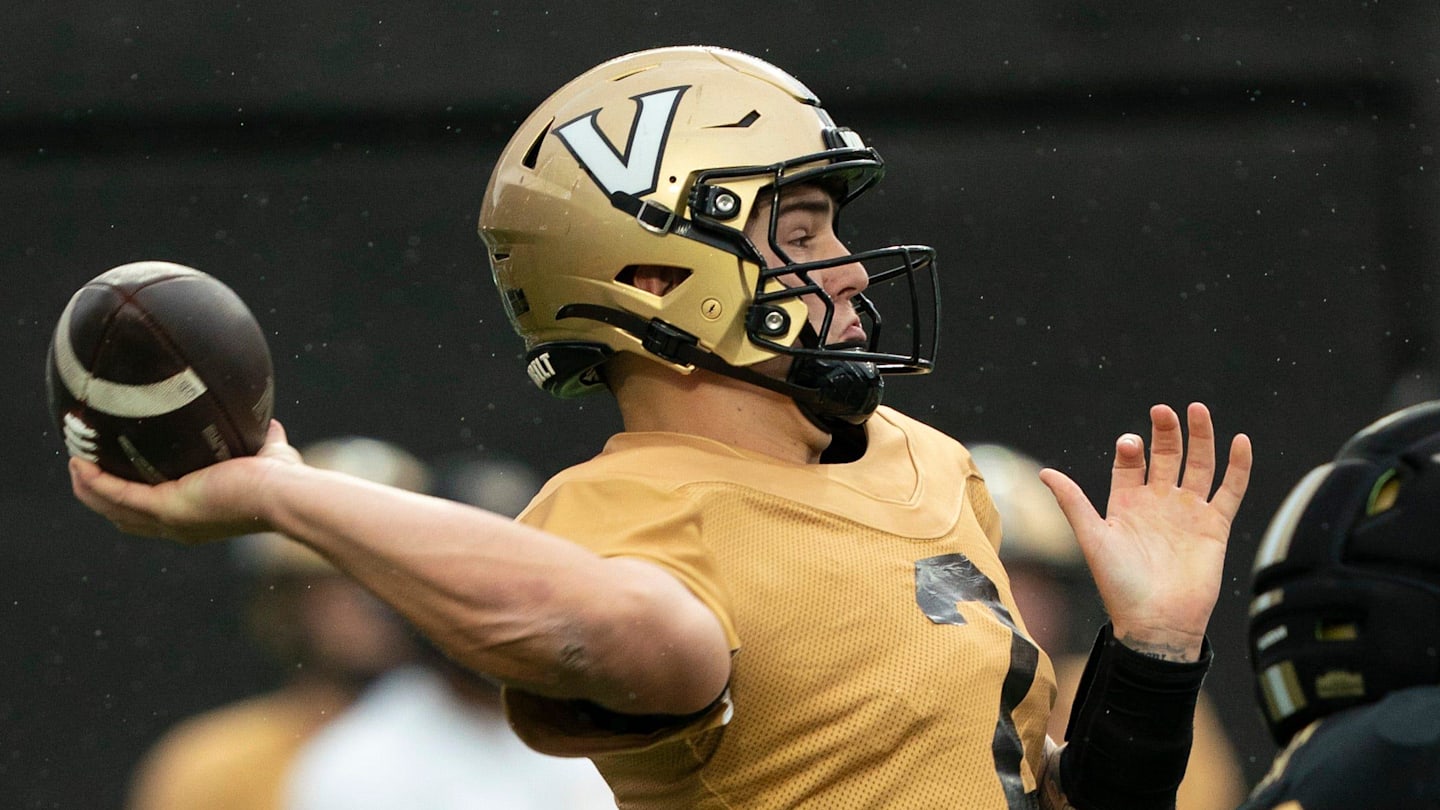 What Jared Curtis Showed in his First Spring Game