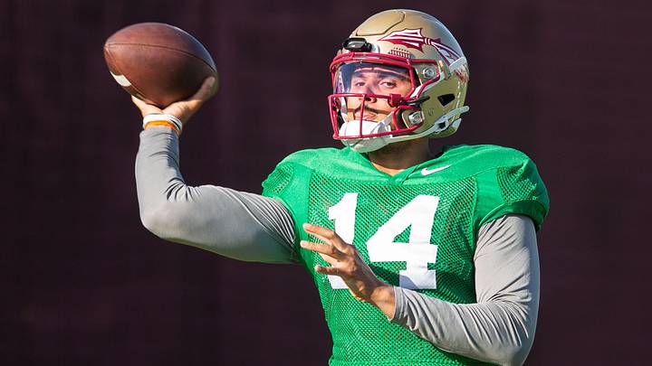 Florida State Seminoles quarterback Ashton Daniels (14)