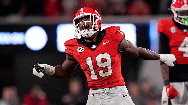 Nov 15, 2025; Athens, Georgia, USA; Georgia Bulldogs linebacker Justin Williams (19) celebrates in the second half against the Texas Longhorns at Sanford Stadium. Mandatory Credit: Dale Zanine-Imagn Images Nov 15, 2025; Athens, Georgia, USA; Georgia Bulldogs linebacker Justin Williams (19) celebrates in the second half against the Texas Longhorns at Sanford Stadium. Mandatory Credit: Dale Zanine-Imagn Images