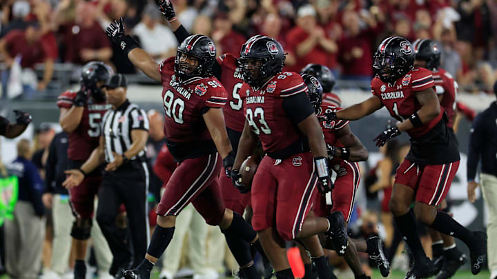 South Carolina football defensive tackle TJ Sanders during the 2022 Gator Bowl