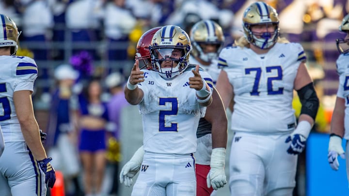 Demond Williams comes up firing at the Apple Cup. 