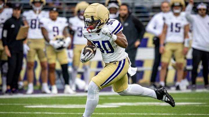 Ansu Sanoe is an imposing looking freshman running back at 6-foot-2 and 241 pounds. Ansu Sanoe is an imposing looking freshman running back at 6-foot-2 and 241 pounds.