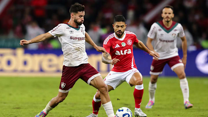 Fluminense venceu no Beira-Rio por 2x1 Fluminense venceu no Beira-Rio por 2x1