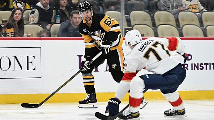 Florida Panthers v Pittsburgh Penguins