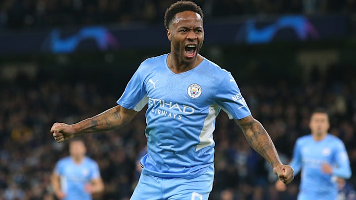 Sterling aceita proposta do Chelsea e deve deixar o Manchester City, diz especialista em transferências internacionais