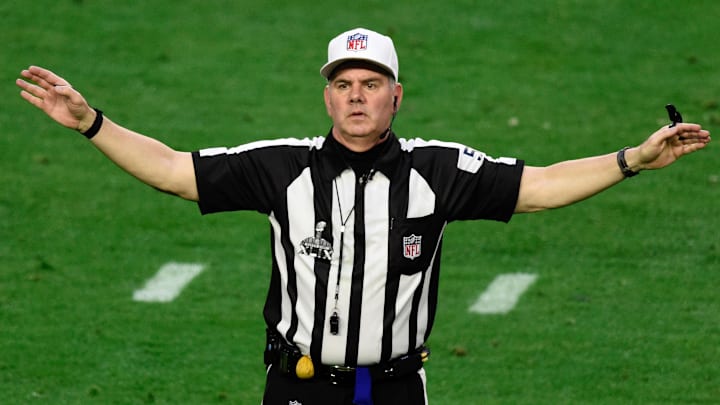 Feb 1, 2015; Glendale, AZ, USA; NFL referee Bill Vinovich gestures during Super Bowl XLIX at University of Phoenix Stadium. 