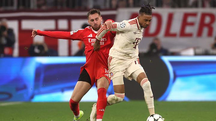 Bayern de Munique é o líder da chave Bayern de Munique é o líder da chave