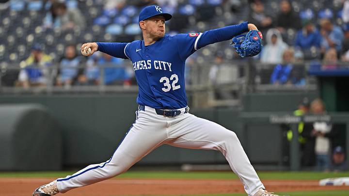 May 5, 2026; Kansas City, Missouri, USA; Kansas City Royals starting pitcher Stephen Kolek (32) throws a pitch against the Cleveland Guardians in the first inning at Kauffman Stadium. Mandatory Credit: Peter Aiken-Imagn Images May 5, 2026; Kansas City, Missouri, USA; Kansas City Royals starting pitcher Stephen Kolek (32) throws a pitch against the Cleveland Guardians in the first inning at Kauffman Stadium. Mandatory Credit: Peter Aiken-Imagn Images