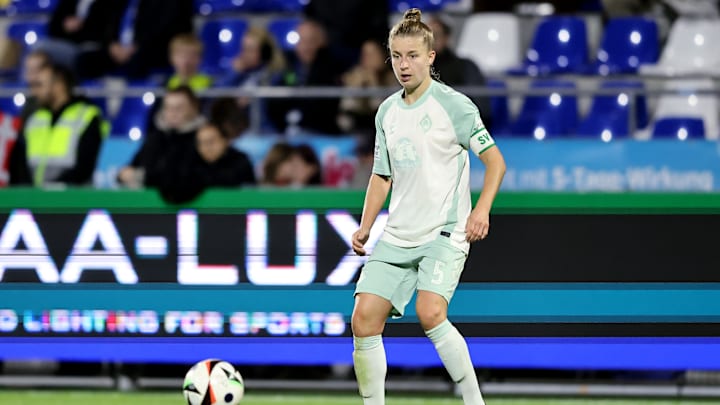Werder Bremen verleiht Innenverteidigerin Michelle Ulbrich für die Rückrunde nach München 