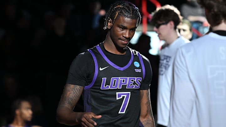Mar 24, 2024; Spokane, WA, USA; Grand Canyon Antelopes guard Tyon Grant-Foster (7) is introduced before the game against the Alabama Crimson Tide at Spokane Veterans Memorial Arena. Mandatory Credit: James Snook-Imagn Images Mar 24, 2024; Spokane, WA, USA; Grand Canyon Antelopes guard Tyon Grant-Foster (7) is introduced before the game against the Alabama Crimson Tide at Spokane Veterans Memorial Arena. Mandatory Credit: James Snook-Imagn Images