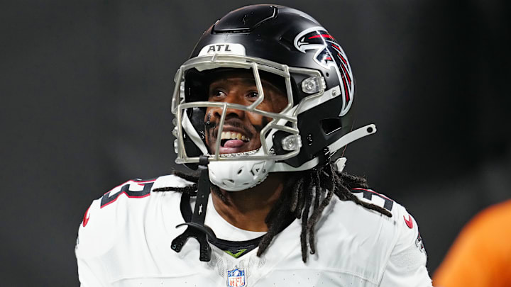 Atlanta Falcons cornerback Antonio Hamilton Sr. will not play again during the regular season due to a quad injury.